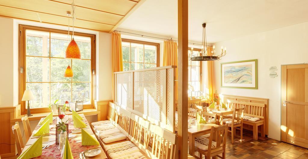 Outdoorhotel Jaeger Von Fall Ленгрис Екстериор снимка