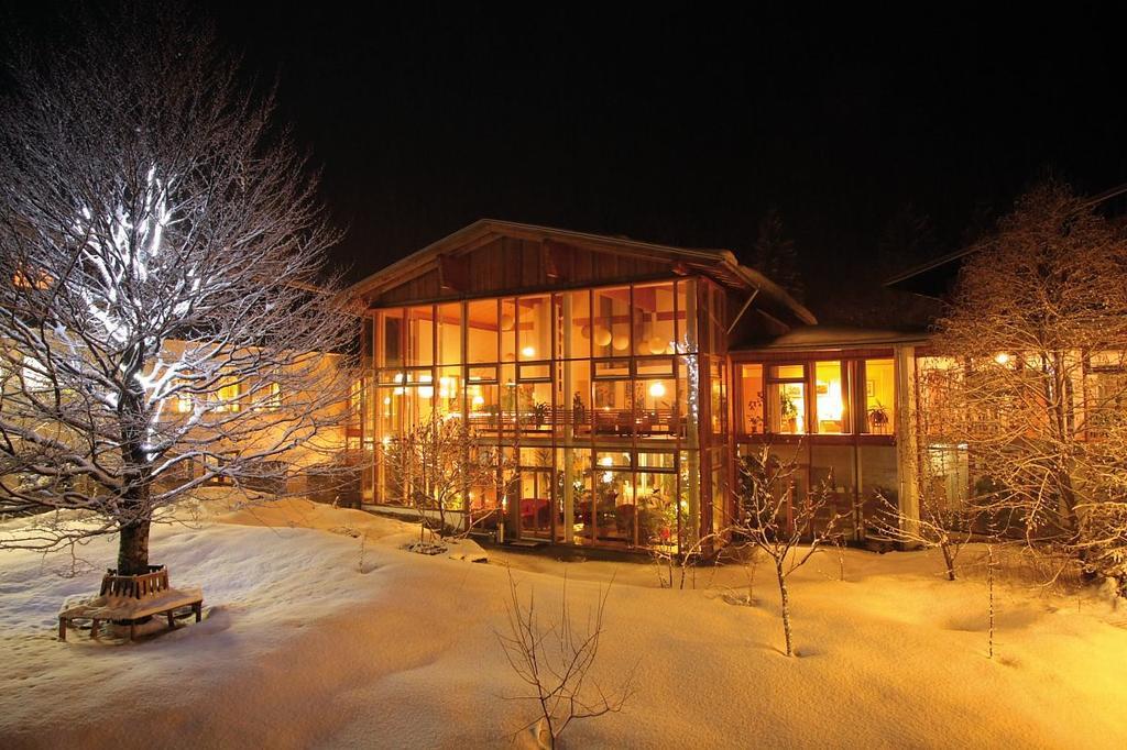 Outdoorhotel Jaeger Von Fall Ленгрис Екстериор снимка