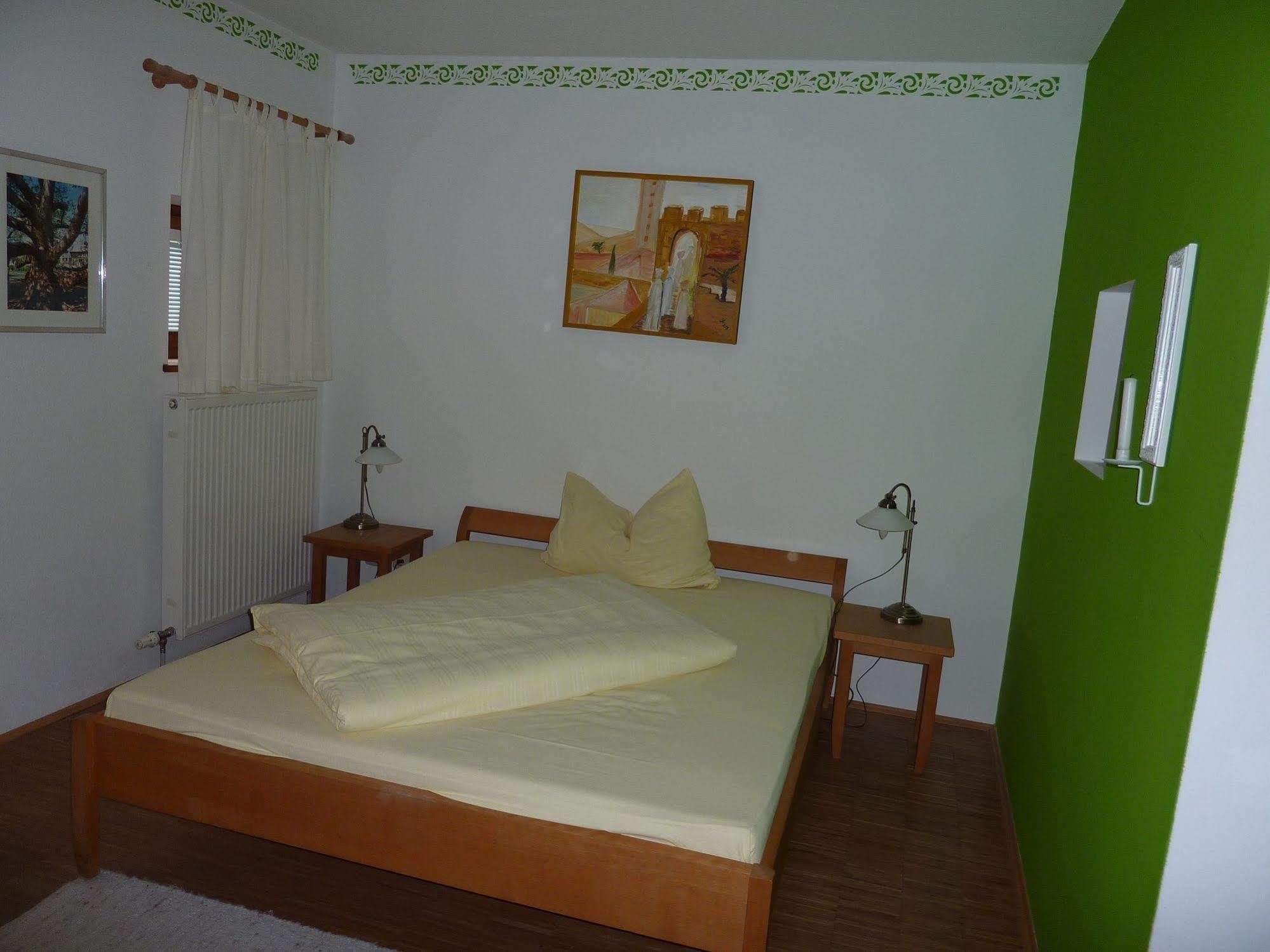 Outdoorhotel Jaeger Von Fall Ленгрис Екстериор снимка